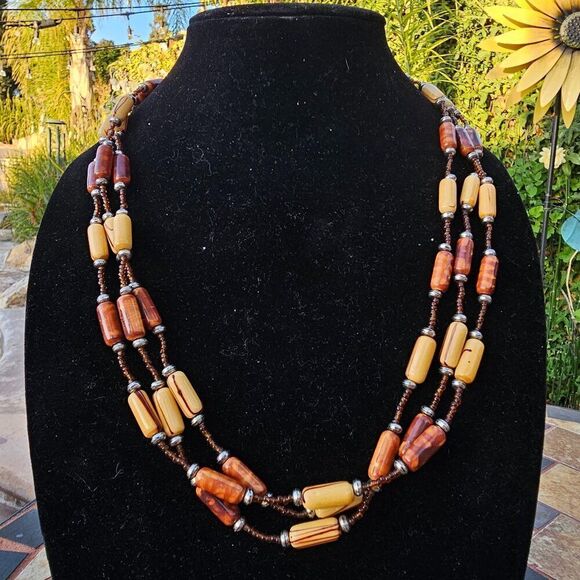 Vintage Beaded Necklace in Brown and Tan - Picture 1 of 3
